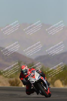 media/Nov-06-2023-Moto Forza (Mon) [[ce023d0744]]/3-Intermediate Group/Session 3 (Turn 5)/